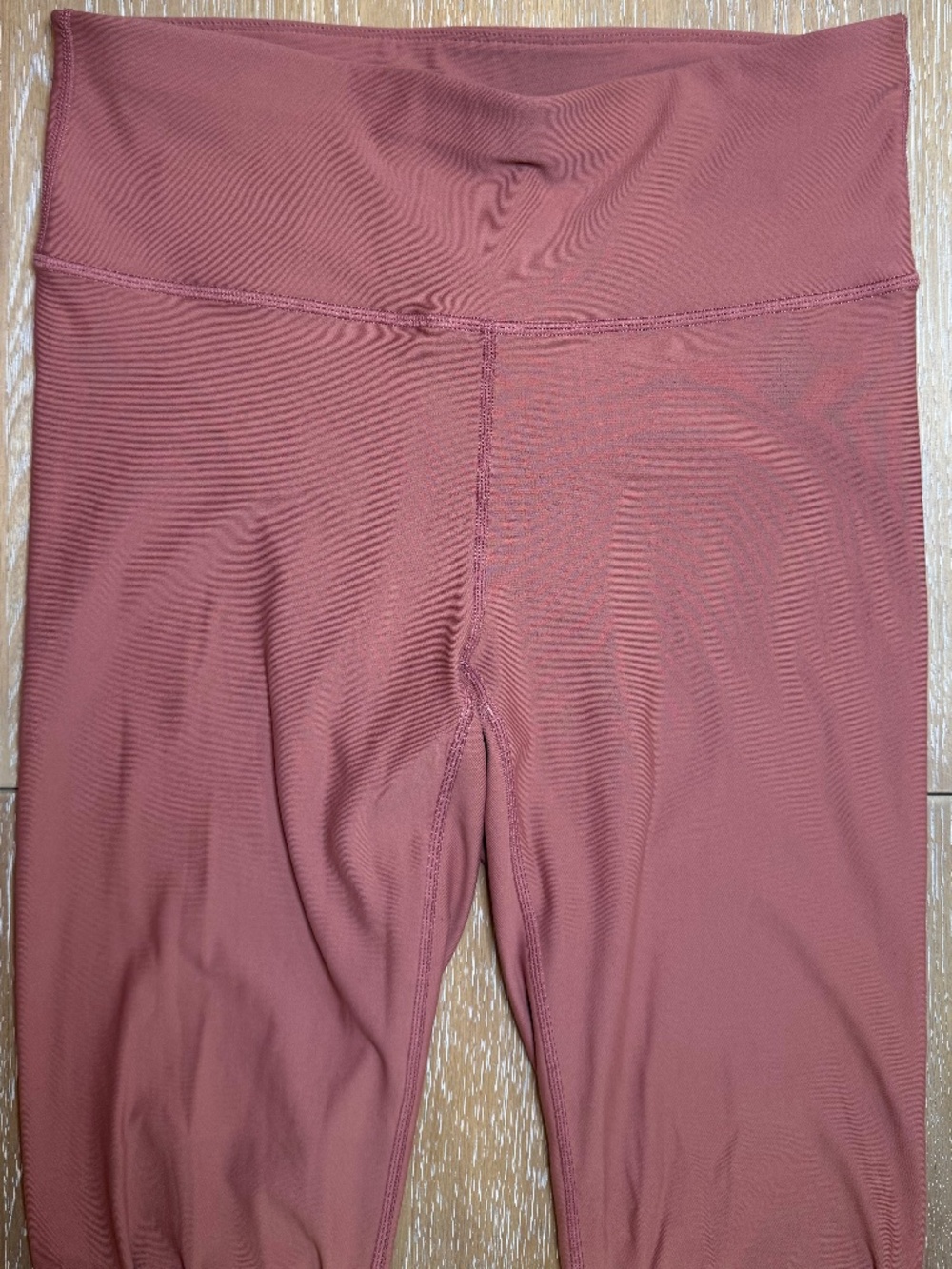 Fabletics Define PowerHold High-Waisted Capri Leggings Charisma Color Size M/8